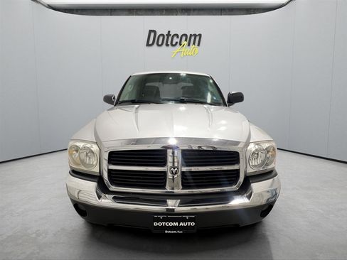 Used 2005 Dodge Dakota SLT w/ Trailer Tow Group image 19