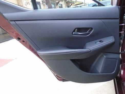 Used 2024 Nissan Sentra SV image 29