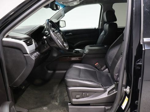 Used 2016 GMC Yukon SLT image 10