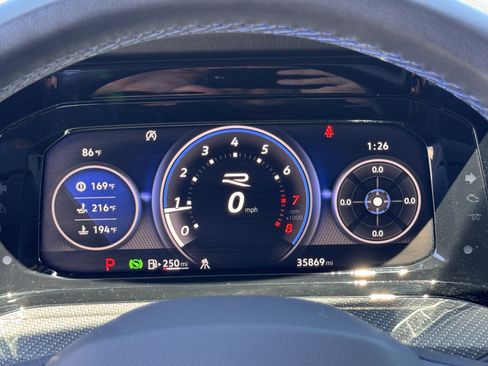 Certified 2024 Volkswagen Golf R AWD/4WD image 22