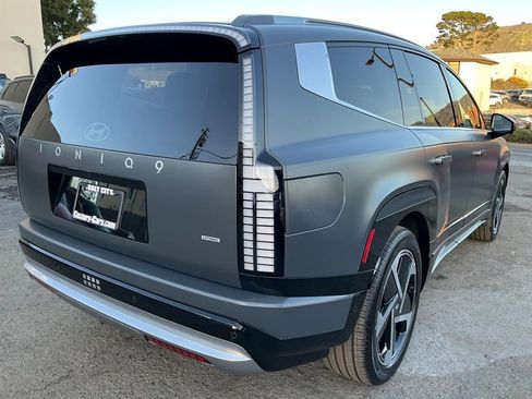 Used 2026 Hyundai Ioniq 9 Limited image 92