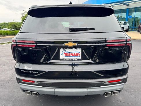 New 2026 Chevrolet Traverse LT FWD image 30