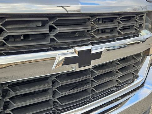 Used 2018 Chevrolet Silverado 1500 LT w/ All Star Edition image 11