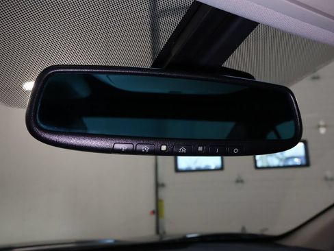 Used 2017 Nissan Maxima Platinum w/ Interior Lighting Package FWD image 27