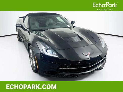 Used 2019 Chevrolet Corvette Stingray Convertible Z51 2LT RWD image 1
