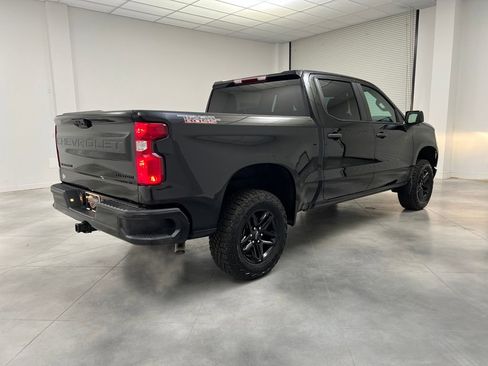 Used 2026 Chevrolet Silverado 1500 Custom Trail Boss w/ LPO, Dark Essentials Package image 7