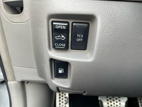 Used 2007 Nissan 350Z Touring image 24