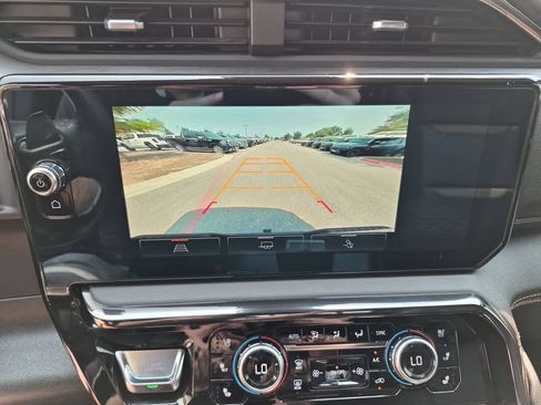 Used 2022 GMC Sierra 1500 AT4 w/ AT4 Preferred Package AWD/4WD image 30