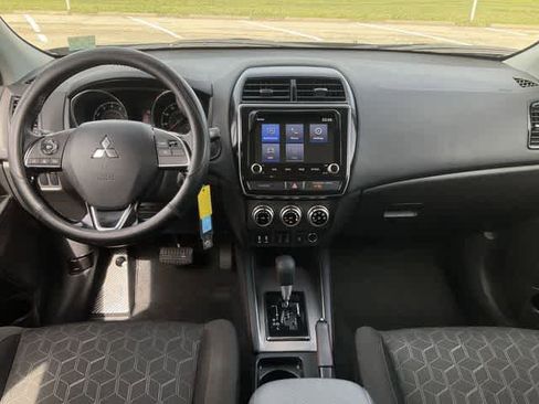 Used 2023 Mitsubishi Outlander Sport LE image 17