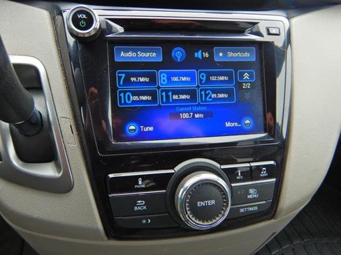 Used 2015 Honda Odyssey EX-L image 19