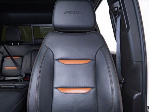 Used 2024 GMC Sierra 2500 AT4 w/ AT4 Premium Plus Package image 31