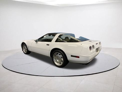 Used 1994 Chevrolet Corvette image 5