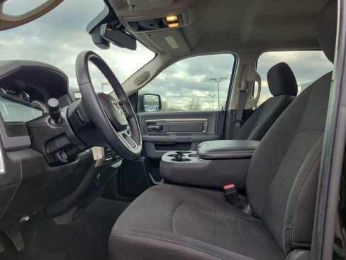 Used 2019 RAM 1500 Classic Warlock w/ Electronics Group image 16