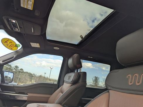 Used 2024 Ford F150 King Ranch w/ FX4 Off-Road Package image 17