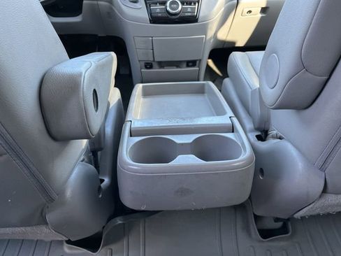 Used 2016 Honda Odyssey EX-L image 24
