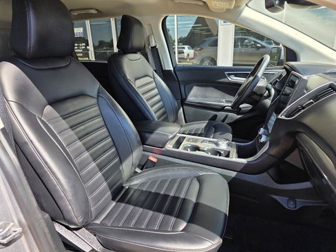Used 2024 Ford Edge SEL image 18