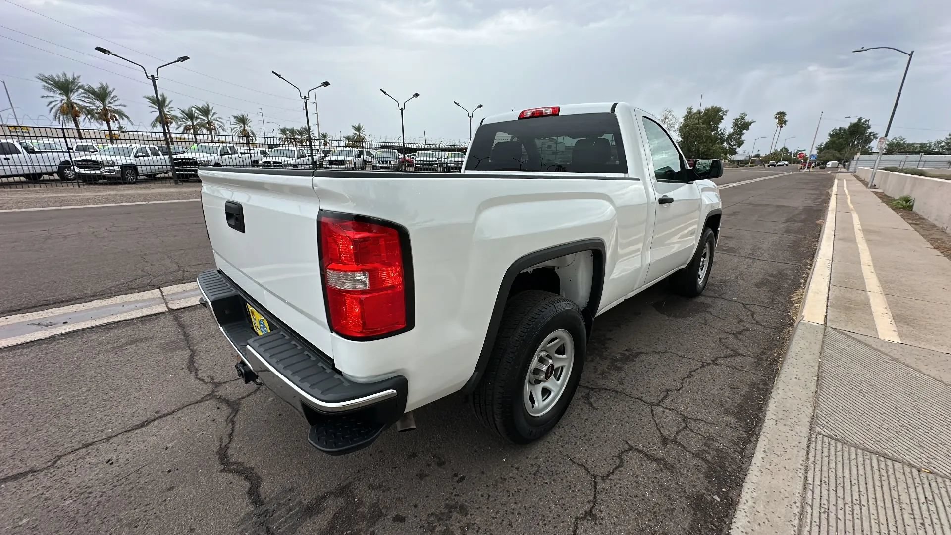 Used 2014 GMC Sierra 1500 2WD Regular Cab image 5