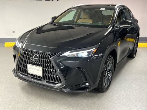 Certified 2025 Lexus NX 350 AWD w/ Accessory Package (2T) image 3