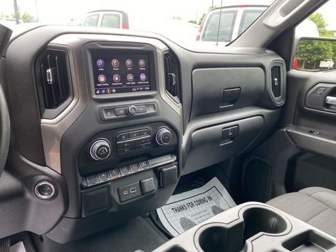 Used 2026 Chevrolet Silverado 1500 Custom w/ Turbomax Blackout Package AWD/4WD image 23