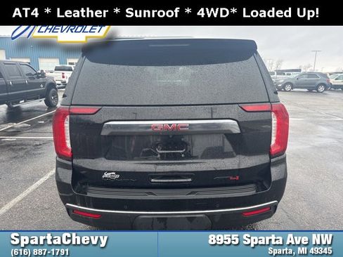 Used 2023 GMC Yukon AT4 image 4