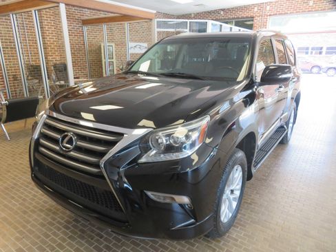 Used 2015 Lexus GX 460 w/ Premium Package image 84