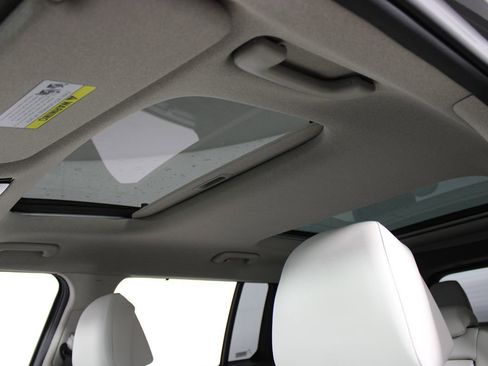 Used 2025 Hyundai Santa Fe Limited image 9