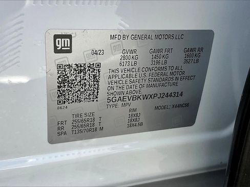 Used 2023 Buick Enclave Premium image 33