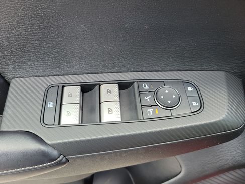 Used 2024 Mitsubishi Outlander SE FWD image 27