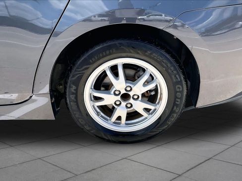 Used 2011 Toyota Prius Four w/ Solar Roof Pkg FWD image 10