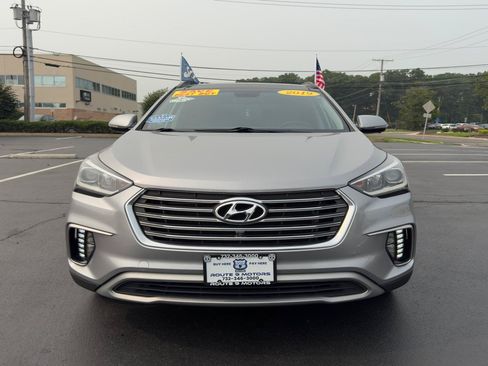 Used 2019 Hyundai Santa Fe XL FWD image 2