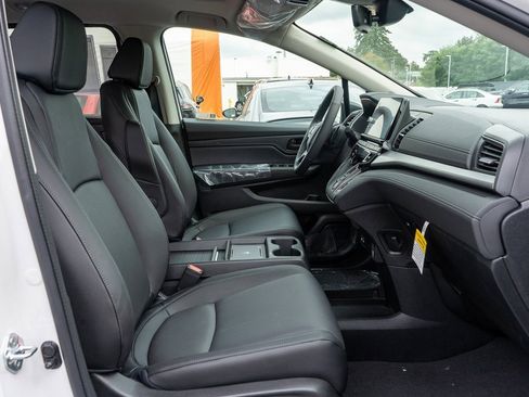 New 2026 Honda Odyssey EX-L image 16