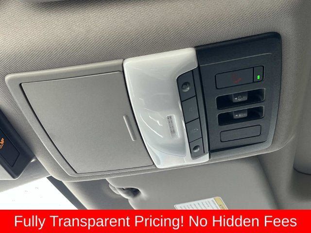 Used 2024 Nissan Rogue Platinum w/ Platinum Premium Package AWD/4WD image 33