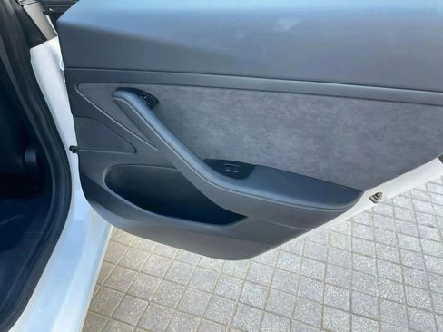 Used 2020 Tesla Model 3 Standard Range image 31