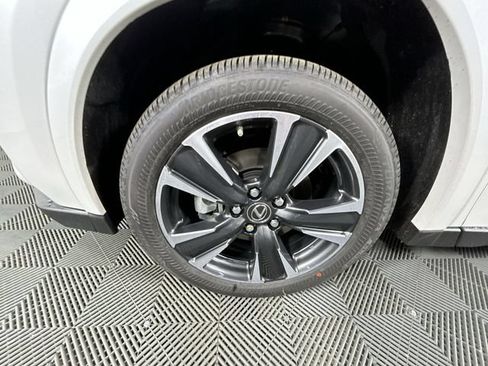 Used 2024 Lexus UX 250h AWD w/ Premium Package image 2