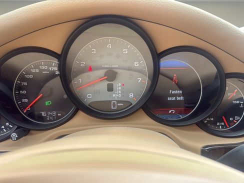 Used 2016 Porsche Panamera S RWD image 12