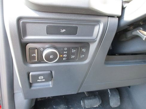 New 2026 Ford F150 XLT w/ Equipment Group 302A MID image 17