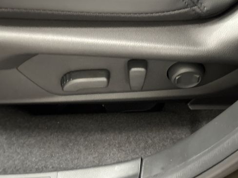 New 2025 Subaru Forester Limited image 20