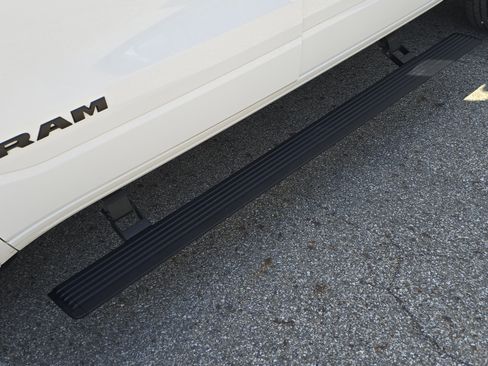 Used 2022 RAM 1500 Limited AWD/4WD image 19