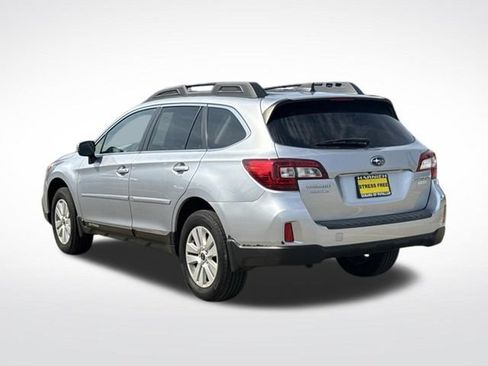 Used 2017 Subaru Outback 2.5i Premium AWD/4WD image 6