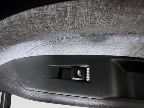 Used 2022 Jeep Compass Latitude image 31