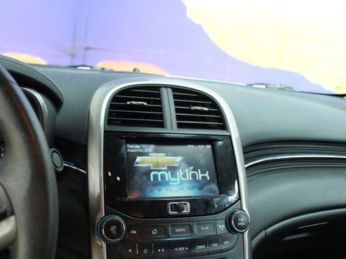 Used 2014 Chevrolet Malibu LT w/ Power Convenience Package FWD image 18
