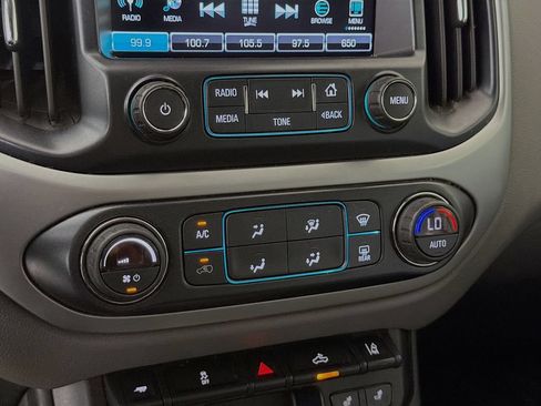 Used 2018 Chevrolet Colorado LT w/ Luxury Package, Chrome AWD/4WD image 17