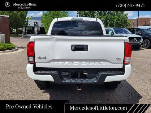 Used 2022 Toyota Tacoma SR5 w/ Technology Package AWD/4WD image 6
