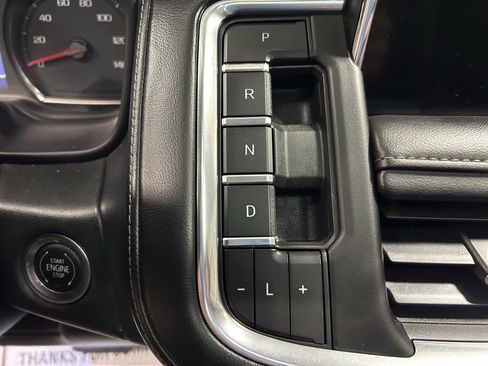 Used 2021 Chevrolet Suburban LT w/ Rear Media and Nav Package image 17