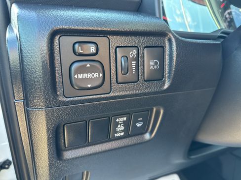 Used 2024 Toyota 4Runner TRD Off-Road image 17