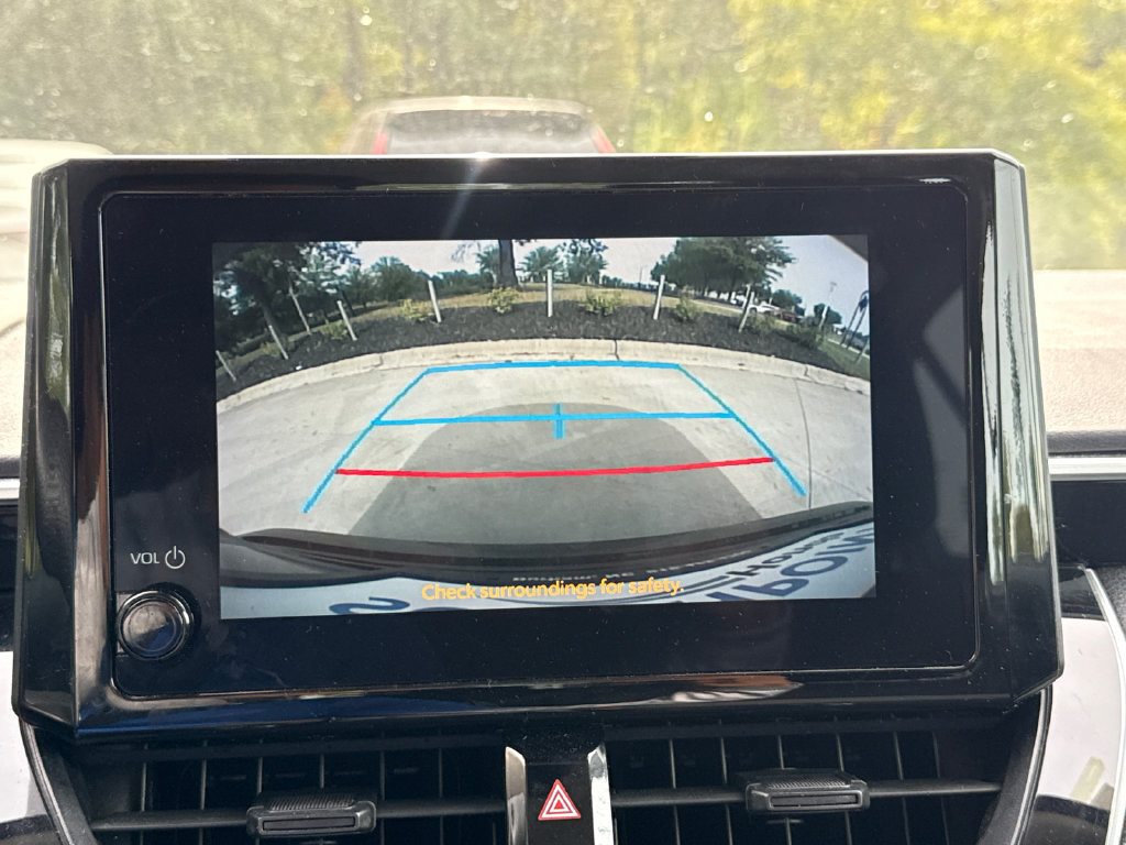 Used 2023 Toyota Corolla LE FWD image 27