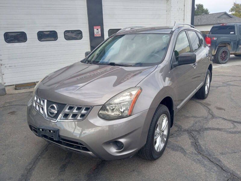 Used 2015 Nissan Rogue S w/ Convenience Package AWD/4WD image 1