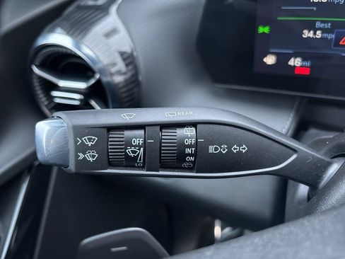 Used 2025 Chevrolet Equinox LT image 21