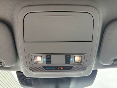 Used 2024 Ford Explorer XLT w/ Equipment Group 202A AWD/4WD image 25