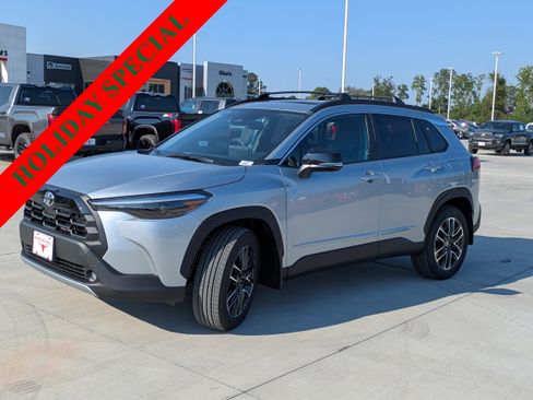 New 2026 Toyota Corolla Cross XLE image 3